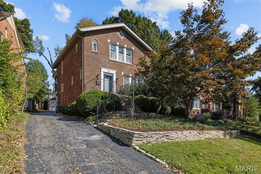 7117 Northmoor Drive , University City, MO 63105 Main Photo