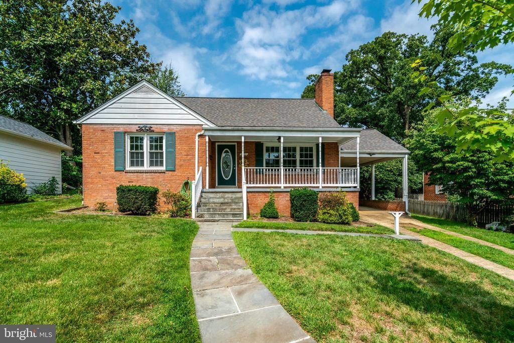 2510 Page Terrace, Alexandria, VA 22302 Main Photo