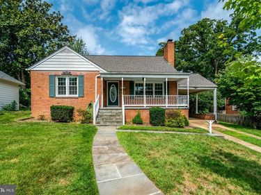 2510 PAGE TERRACE, ALEXANDRIA, VA 22302