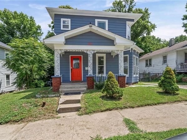 611 N Spring Street, Independence, MO 64050