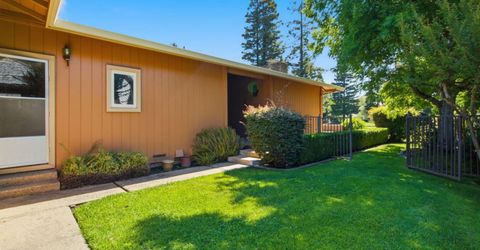20078 Greenview Dr, Woodbridge, CA 95258 Photo