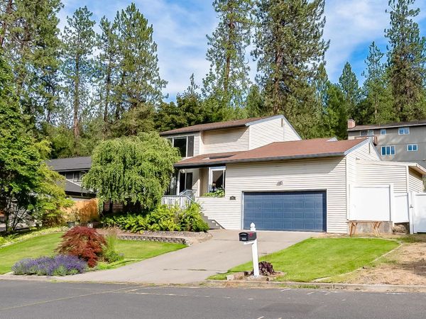 9522 N Loganberry Ct, Spokane, WA 99208