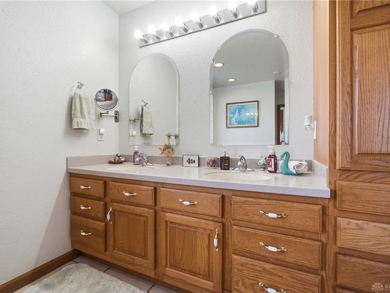 8400 N Montgomery County Line Road, Clay Township, OH 45309 Photo 42