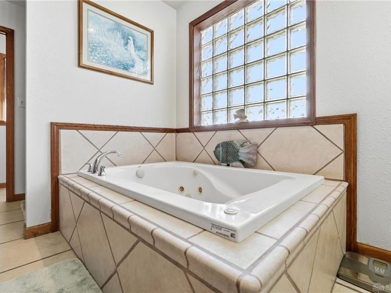 8400 N Montgomery County Line Road, Clay Township, OH 45309 Photo 44