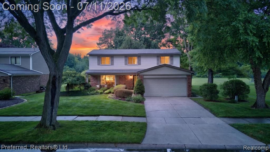 46596 Maidstone Road, Canton, MI 48187 Main Photo