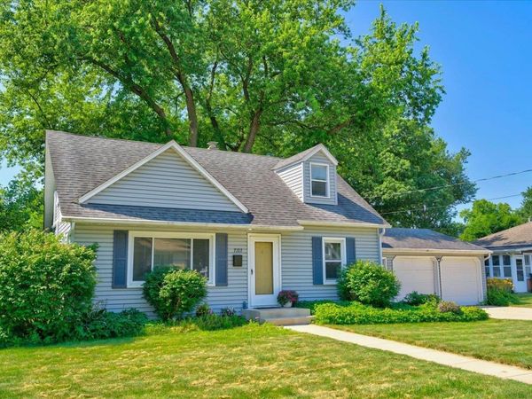 7107 North Avenue, Middleton, WI 53562