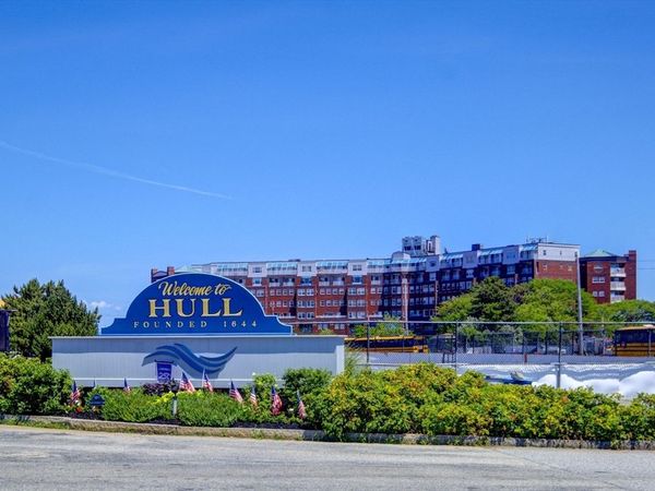9 Park Ave, Unit 602, Hull, MA 02045