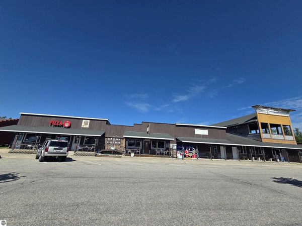 2886 Kneeland Street, Lewiston, MI 49756