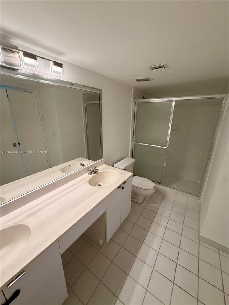 3300 NE 191st St, Unit 404, Aventura, FL 33180 Photo