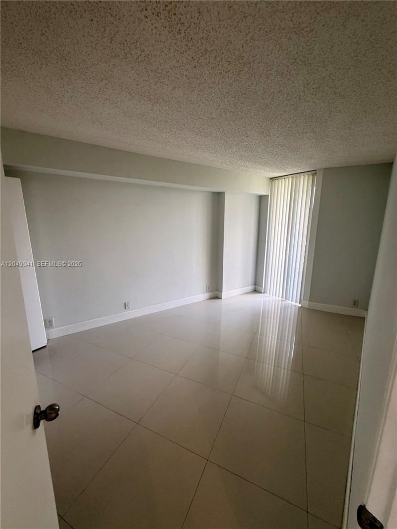3300 NE 191st St, Unit 404, Aventura, FL 33180 Photo