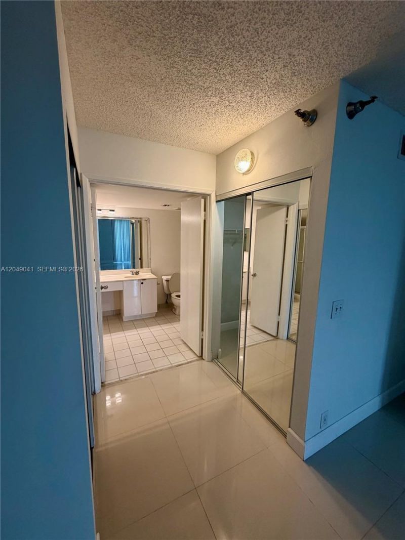 3300 NE 191st St, Unit 404, Aventura, FL 33180 Photo