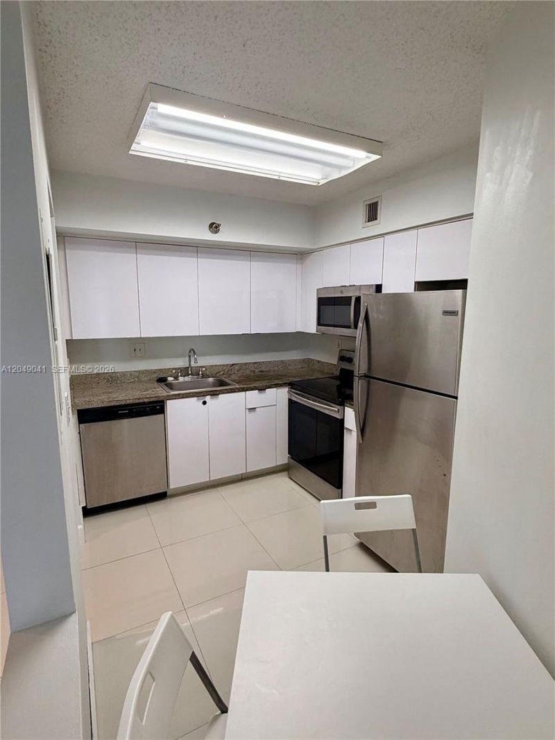 3300 NE 191st St, Unit 404, Aventura, FL 33180 Photo