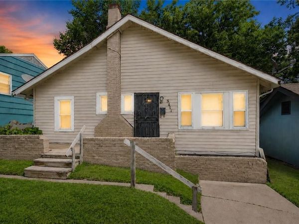 8411 Olive Street, Kansas City, MO 64132