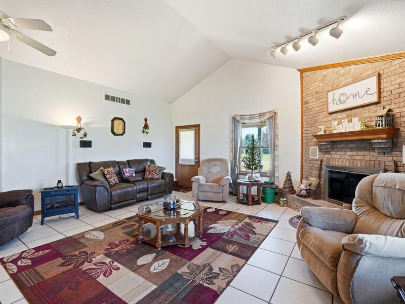 8400 N Montgomery County Line Road, Brookville, OH 45309 Photo 27