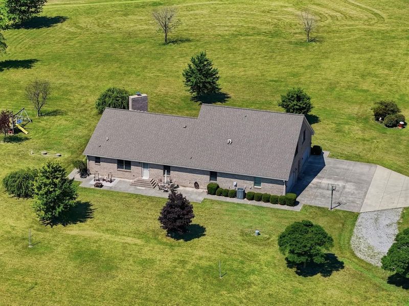 8400 N Montgomery County Line Road, Brookville, OH 45309 Photo 4