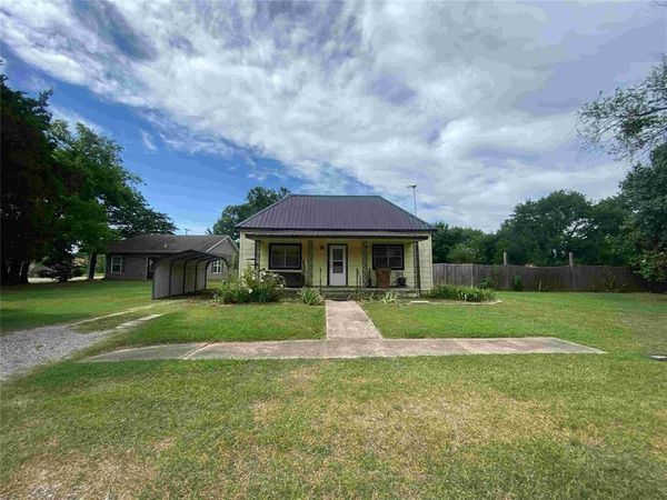 407 W Franklin Street, Maud, OK 74854