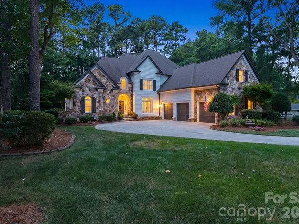 103 White Crest Court , Mooresville, NC 28117