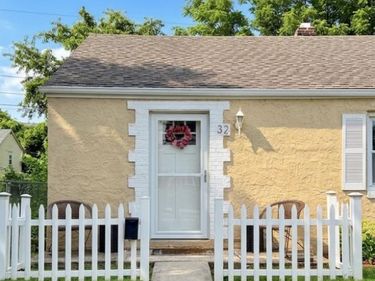 32 SCARLET AVENUE, ASTON, PA 19014