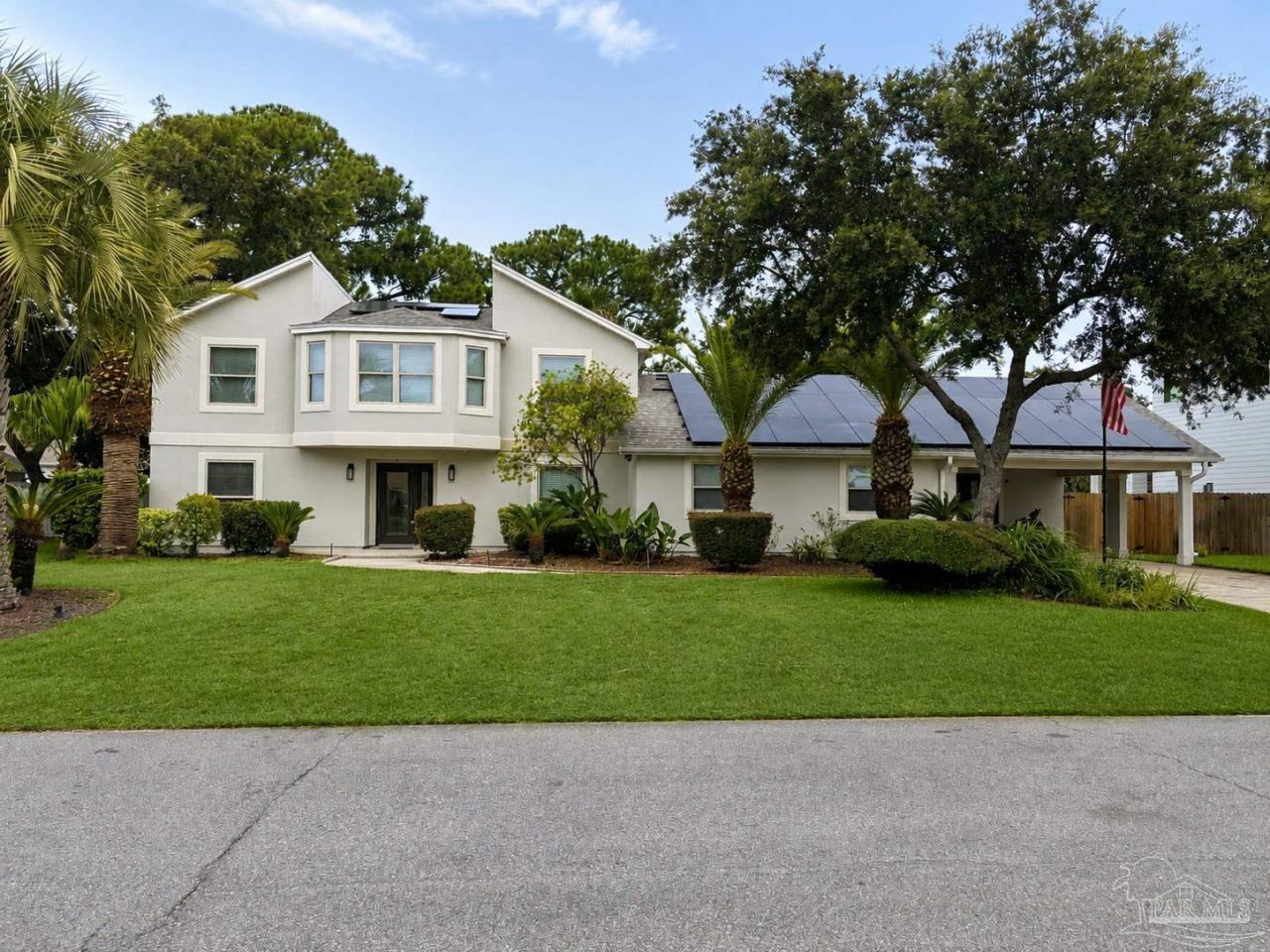 1303 Ceylon Dr, Gulf Breeze, FL 32563 Main Photo