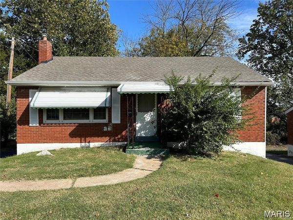815 Fontaine Place , St Louis, MO 63137