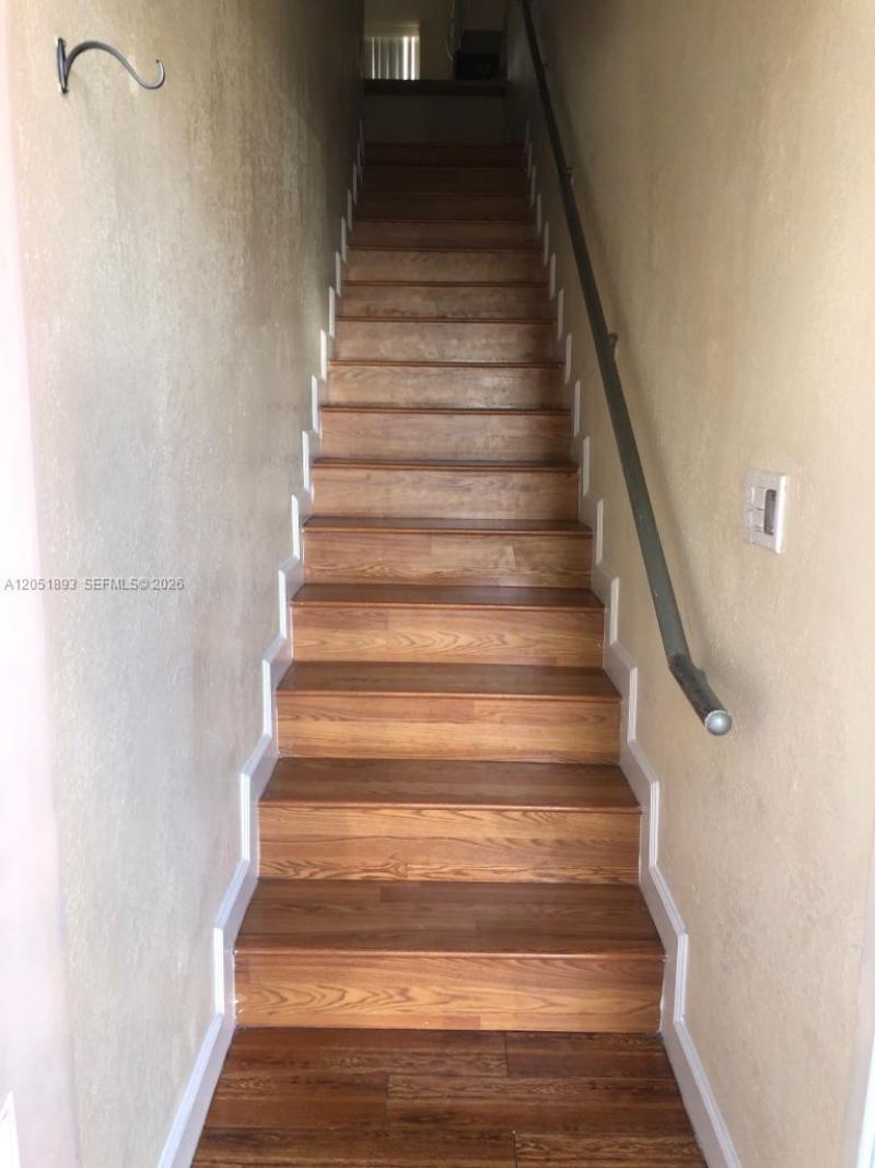 5810 W 18th Ln , Unit 208, Hialeah, FL 33012 Photo