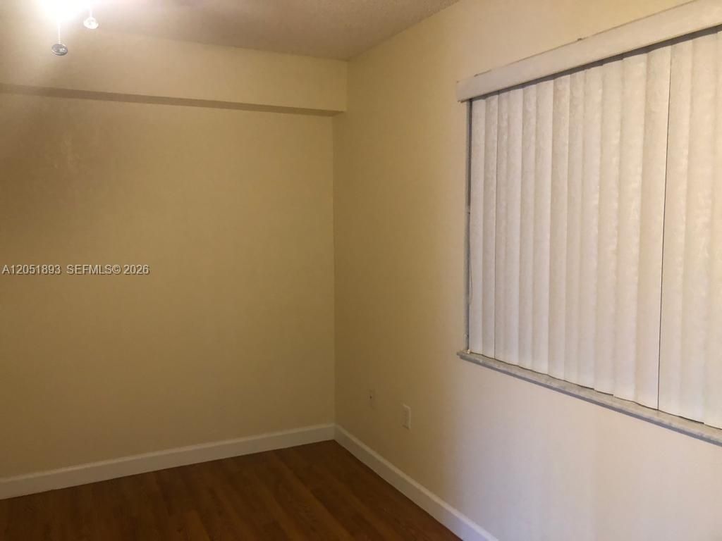 5810 W 18th Ln , Unit 208, Hialeah, FL 33012 Photo