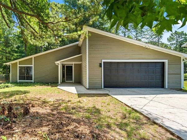6350 Beethoven Circle , Riverdale, GA 30296