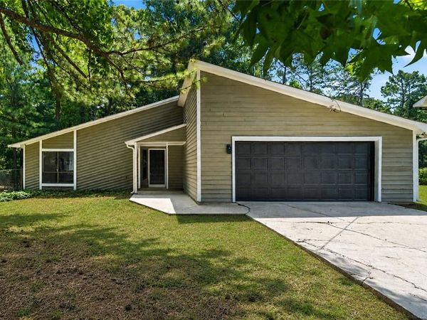 6350 Beethoven Circle , Riverdale, GA 30296