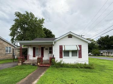 1207 Elm Street, Benton, KY 42025