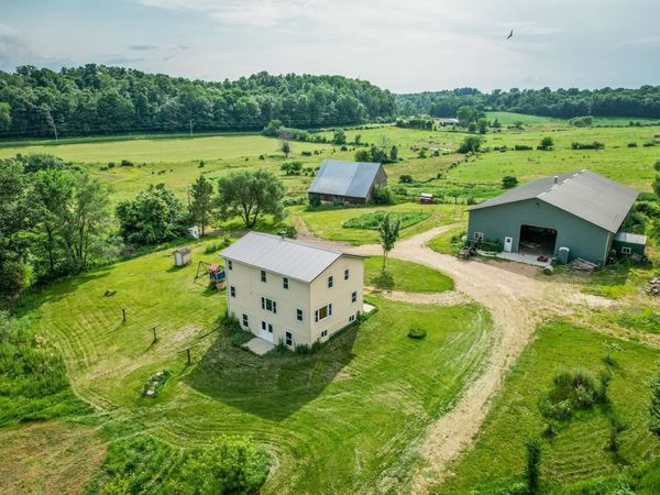 E4150 Tuckertown Road, Loganville, WI 53943