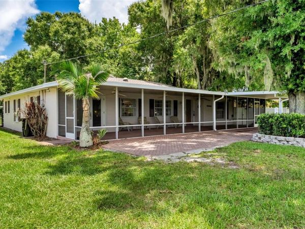 913 E LAKE PARKER DRIVE , LAKELAND, FL 33801