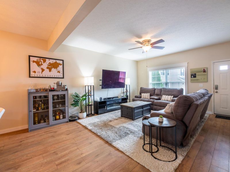 8034 Ravine Run Lane, Columbus, OH 43235 Photo 9