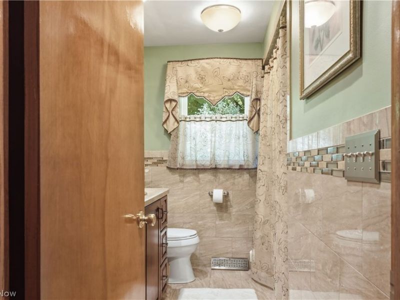 6570 Applewood Boulevard, Boardman, OH 44512 Photo 12
