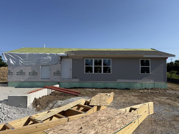 1284 E Bluff Rd, Whitewater, WI 53190