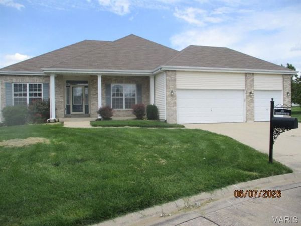 2613 Westinghouse Drive , Belleville, IL 62221