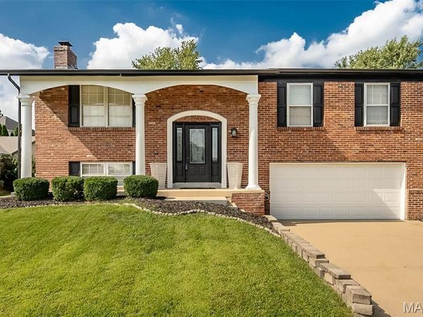 4759 Bramble Berry Drive, St Louis, MO 63129