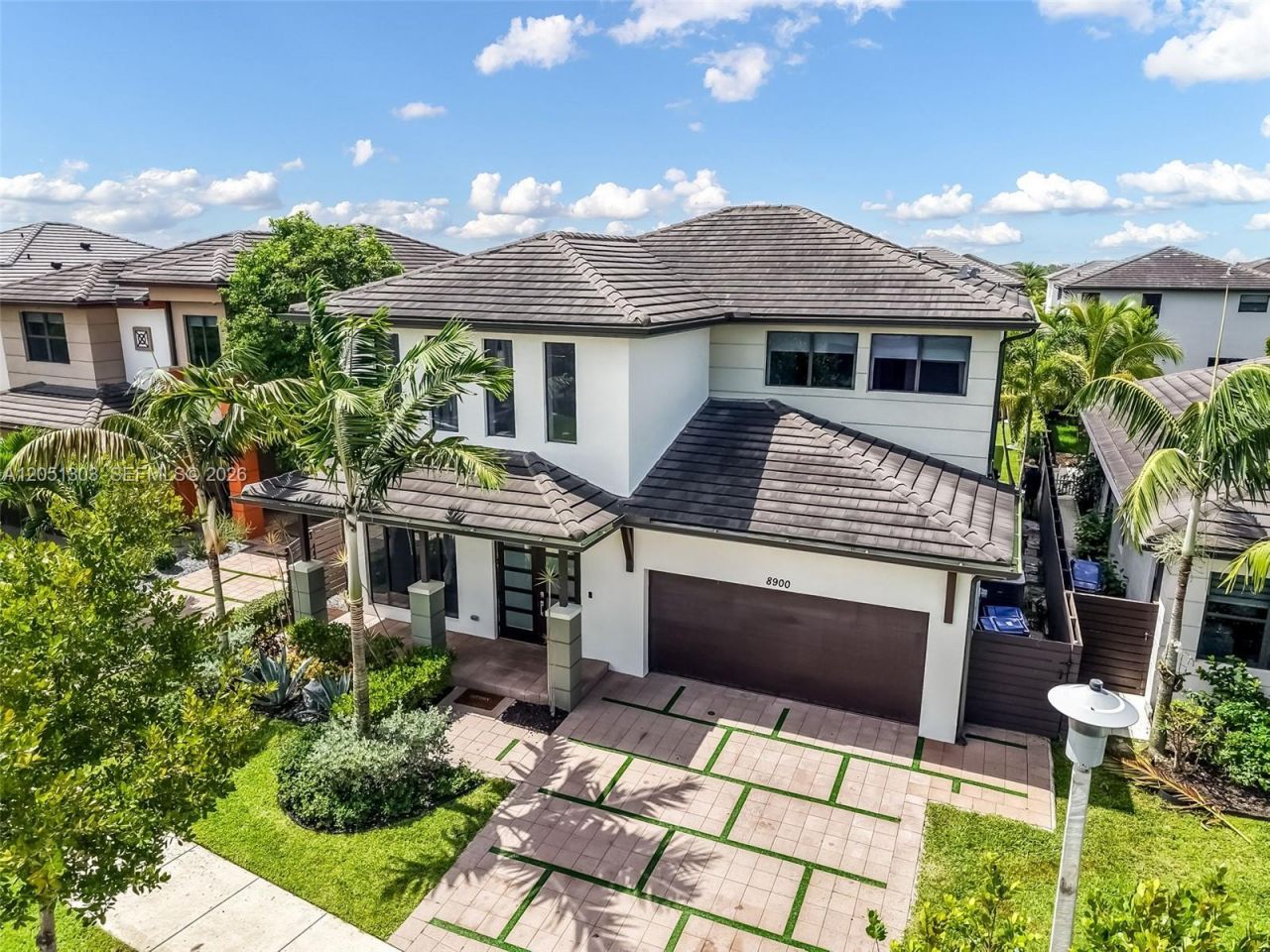 8900 NW 161st Ter , Miami Lakes, FL 33018 Photo