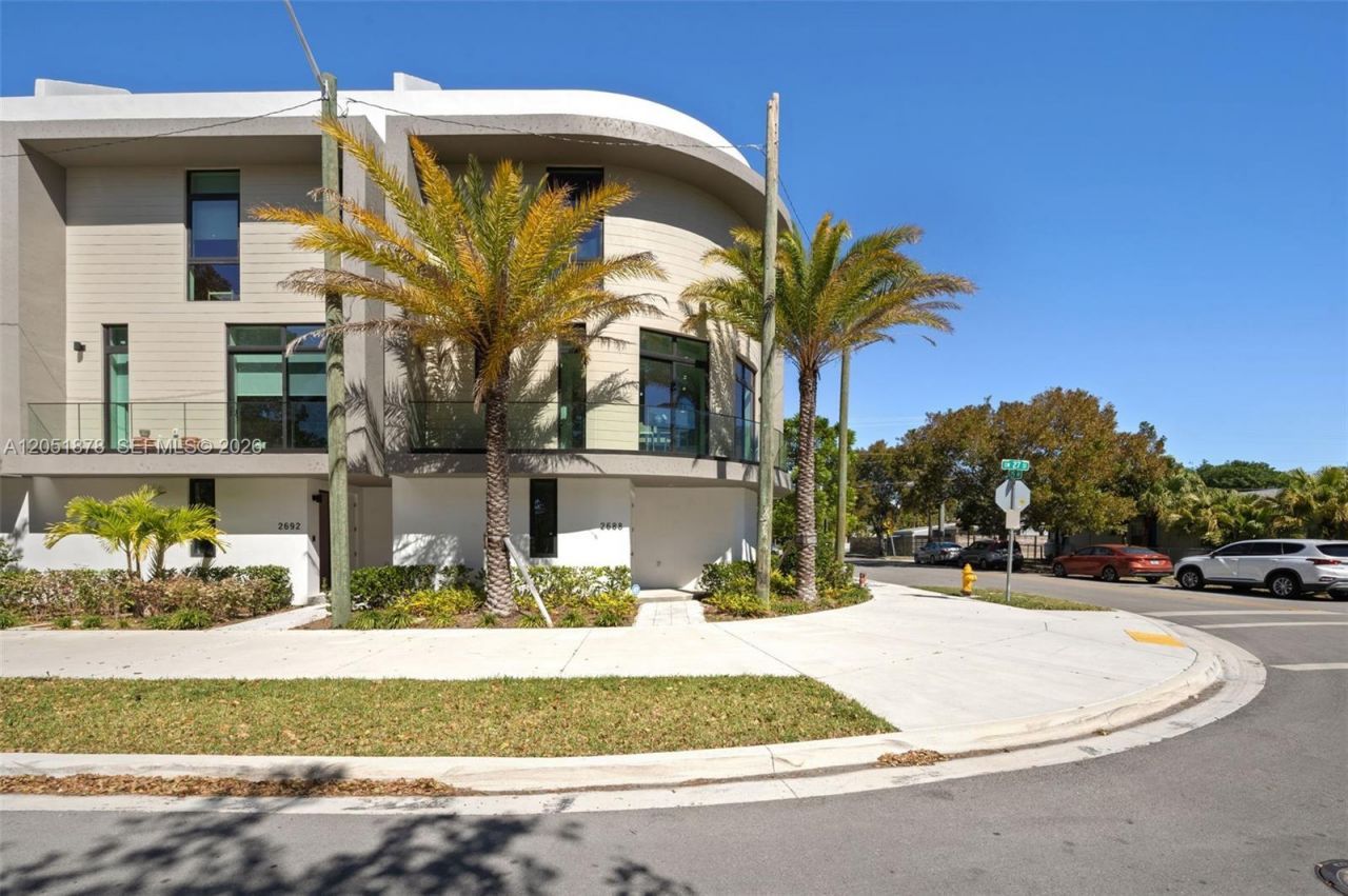 2688 SW 25th Ave. , Miami, FL 33133 Photo
