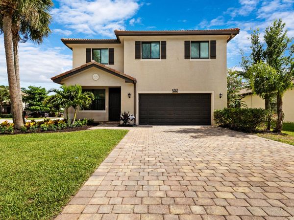 4846 Pond Pine Way, Greenacres, FL 33463