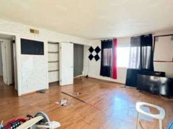 3811 daisy , Unit 35, Las Vegas, NV 89119