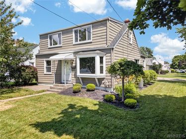 831 Beach Road , Buffalo, NY 14225