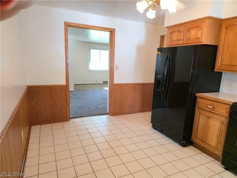 976 N Pasadena Avenue, Elyria, OH 44035 Photo 13