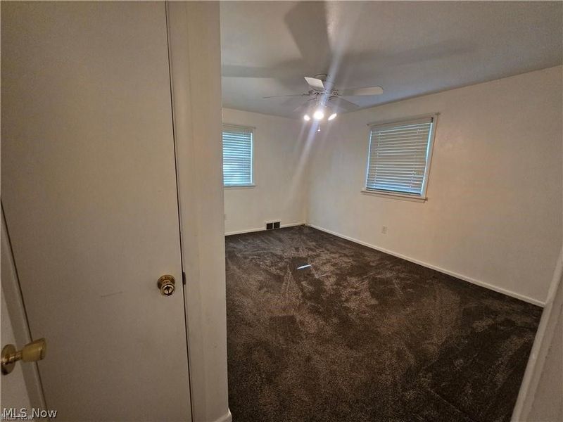 976 N Pasadena Avenue, Elyria, OH 44035 Photo 15