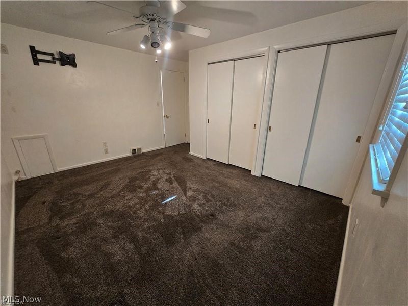 976 N Pasadena Avenue, Elyria, OH 44035 Photo 16