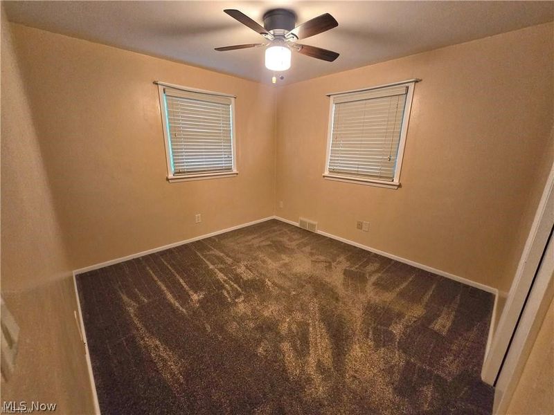 976 N Pasadena Avenue, Elyria, OH 44035 Photo 18