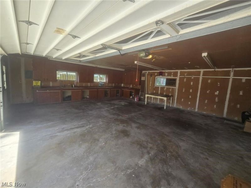 976 N Pasadena Avenue, Elyria, OH 44035 Photo 34