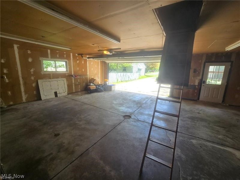 976 N Pasadena Avenue, Elyria, OH 44035 Photo 39
