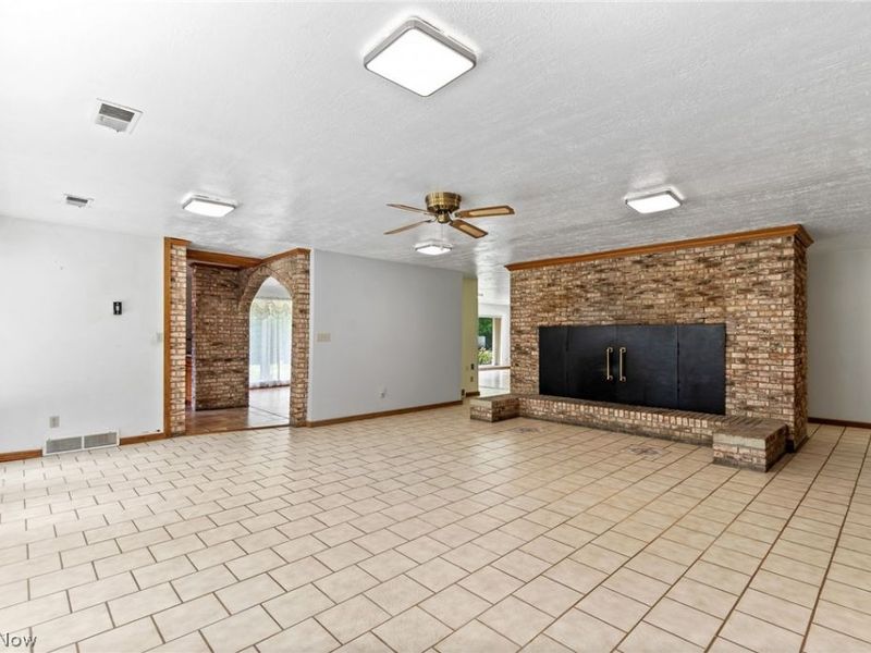 7434 Fenton Road NW, North Bloomfield, OH 44450 Photo 10