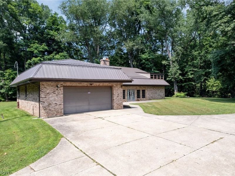 7434 Fenton Road NW, North Bloomfield, OH 44450 Photo 24