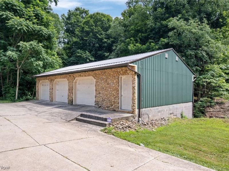 7434 Fenton Road NW, North Bloomfield, OH 44450 Photo 25